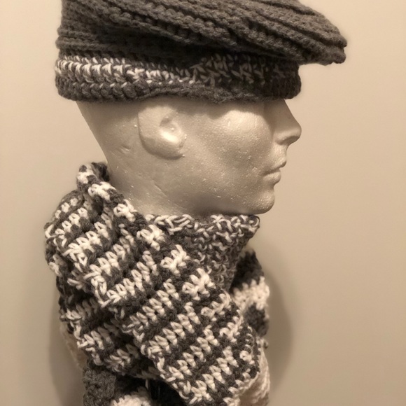 Unisex Crochet hat set. Handmade. - Picture 5 of 8